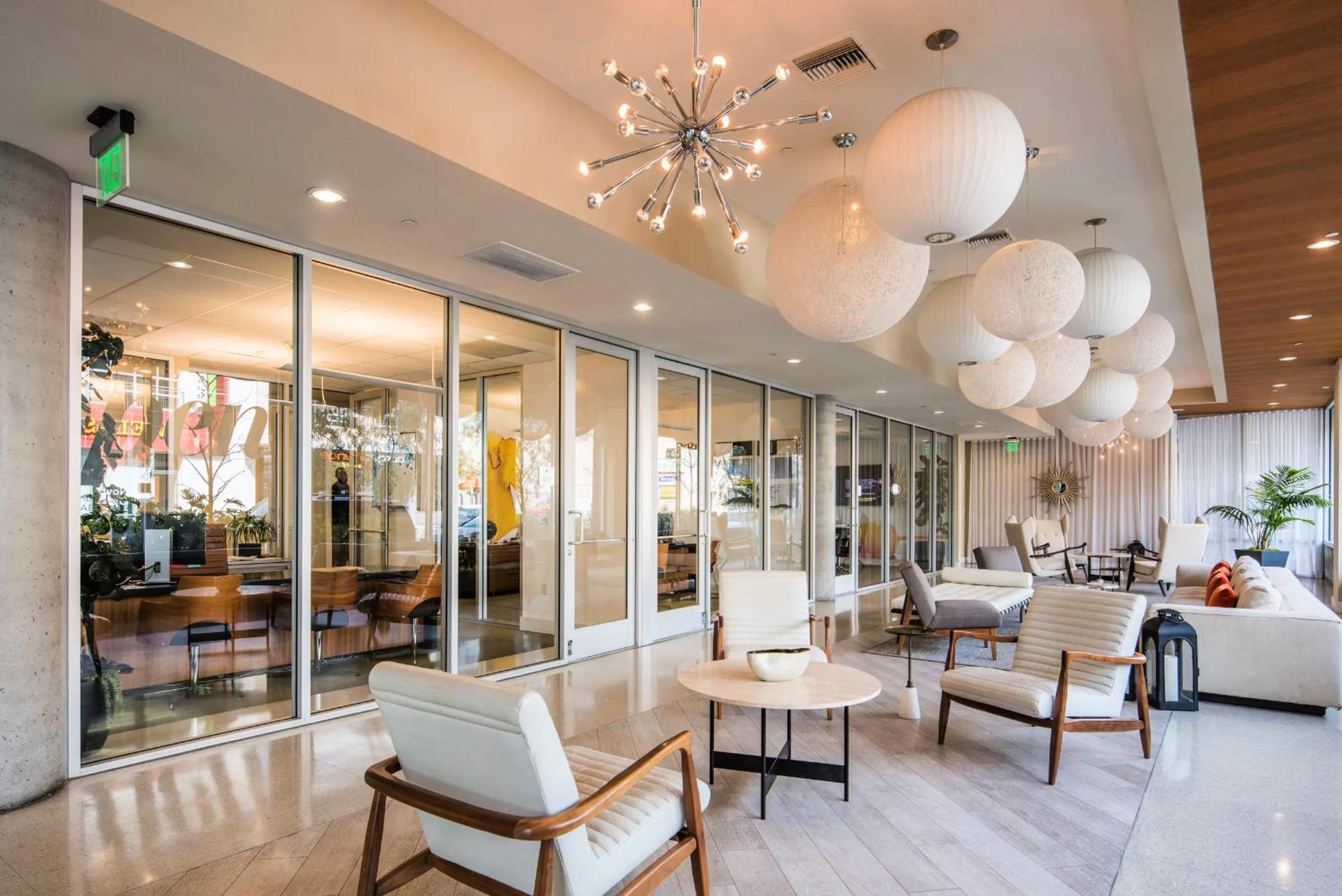 Modern Venice Beach Stay - Walk To Marina & Boardwalk — Photos 2